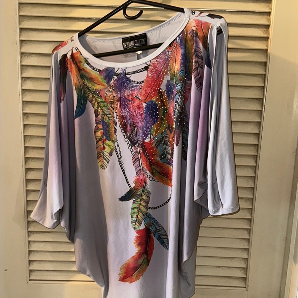 The Pyramid Collection Multicolor Feather Blouse